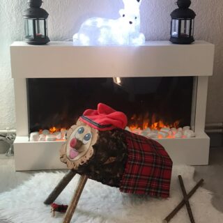 Tió de Nadal David (22X50) El Caga Tió Ideal per a Comunitats i Grans Famílies