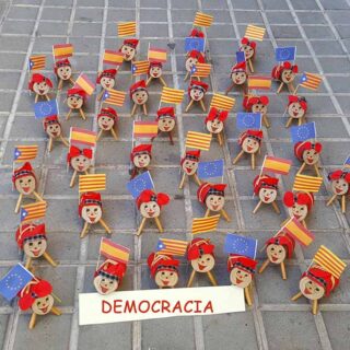 Manifestació de Tions Bufons Tions per Jugar